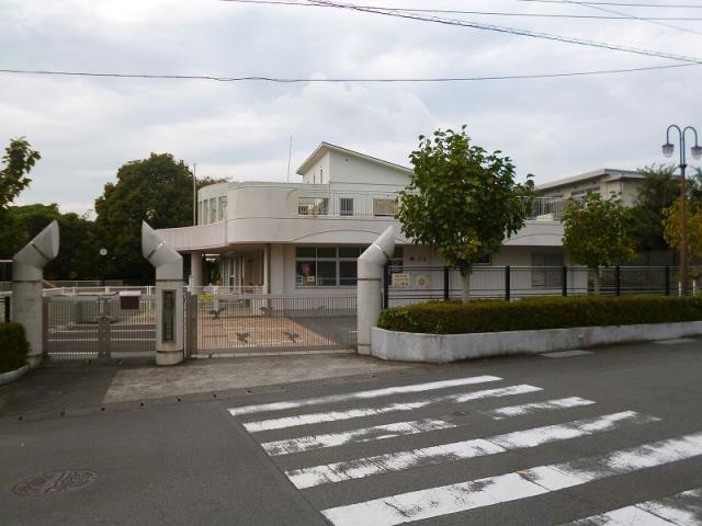 幼稚園・保育園　鷹岡保育園（幼稚園・保育園）まで1278m