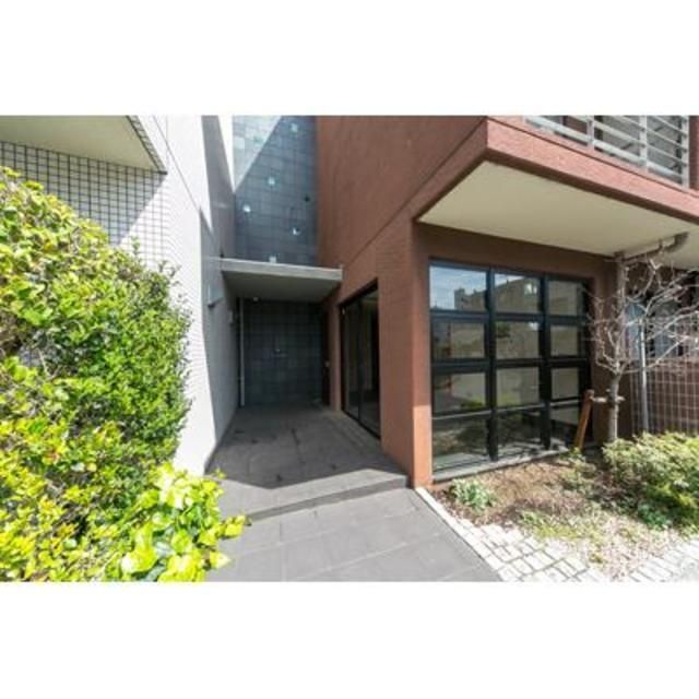 エントランス　毎日通るエントランスはこのようになっています