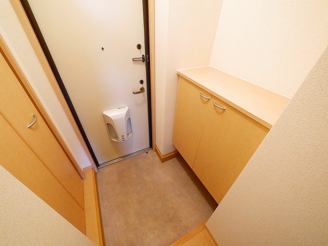 玄関　シンプルで使いやすい玄関です