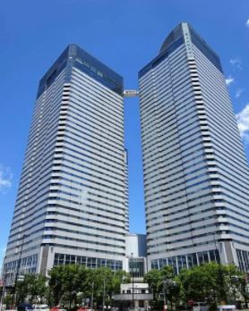 ショッピングセンター　晴海トリトン（ショッピングセンター）まで440m