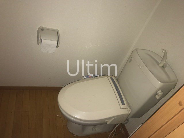 トイレ　別部屋のお写真です。ご参考までに！
