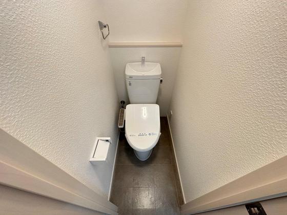 トイレ　※別部屋の写真です※
