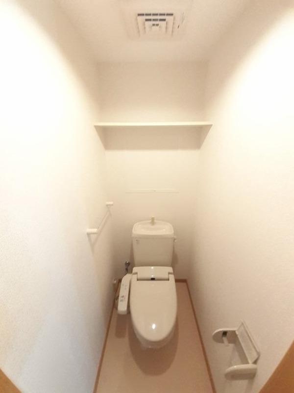 トイレ　図面と現状に相違がある場合には現状を優先