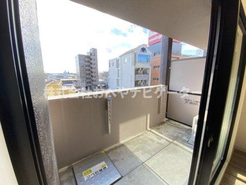 バルコニー　別間取り　イメージ写真
