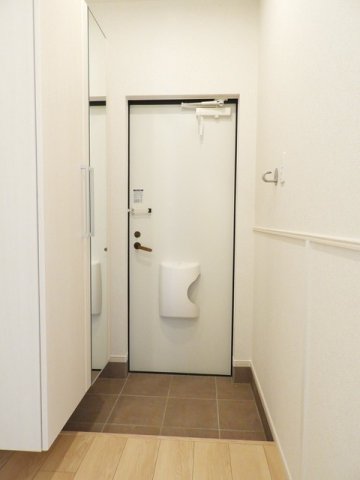 玄関　シンプルで使いやすい玄関です