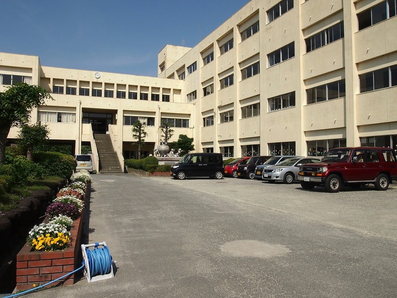 小学校　奈良市立二名小学校（小学校）まで649m