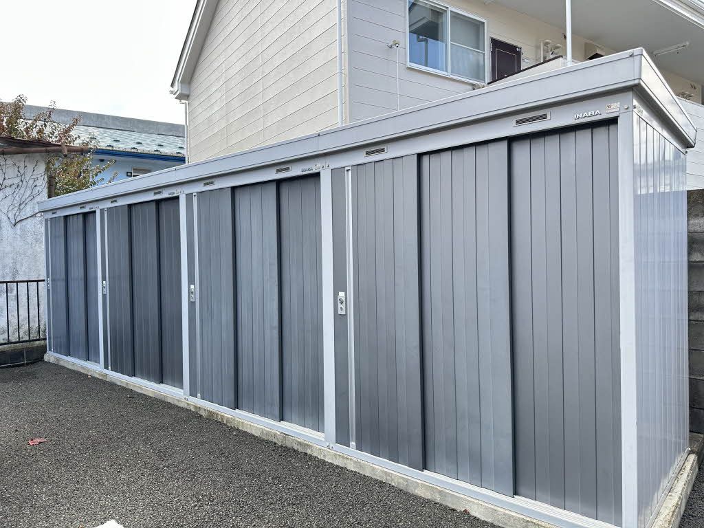 建物外観　ストッカー