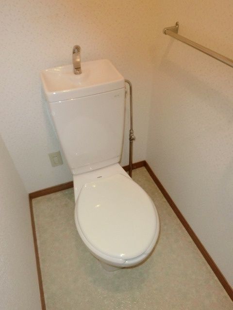 トイレ　参考写真