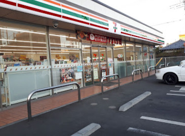 コンビニ　セブンイレブン さいたま文蔵4丁目店（コンビニ）まで226m
