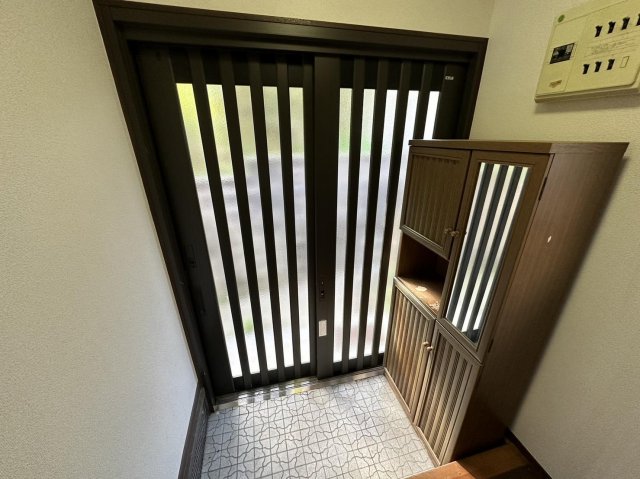 玄関　小物も飾れるシューズボックス付き♪