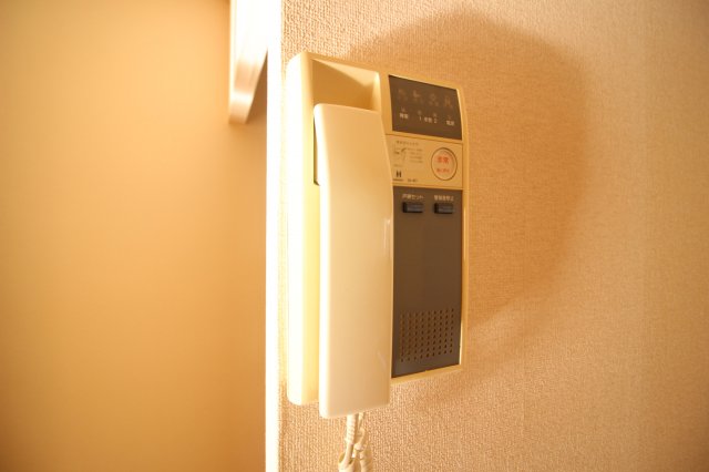 セキュリティ　※退去前のため別部屋参照写真となります