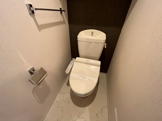 トイレ　※別部屋の写真です