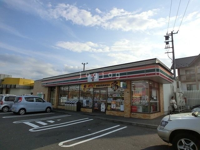 コンビニ　セブンイレブン（コンビニ）まで1190m
