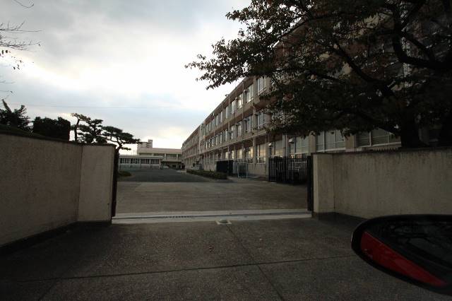 中学校　名古屋市立長良中学校（中学校）まで1920m