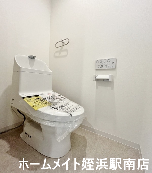 トイレ　★温水洗浄便座付き★