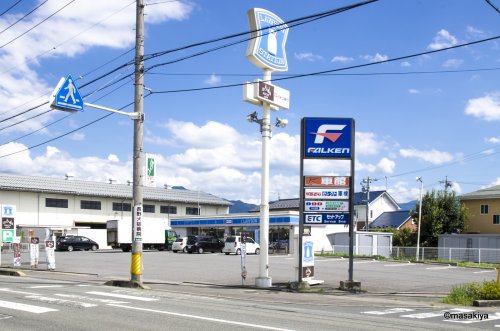 コンビニ　ローソン 長野西尾張部店（コンビニ）まで611m