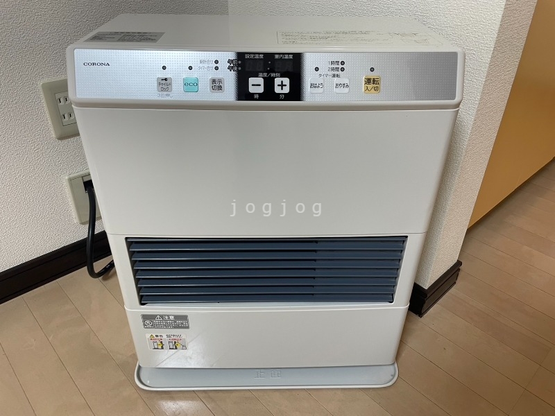 その他設備　冬はあったか灯油ストーブ