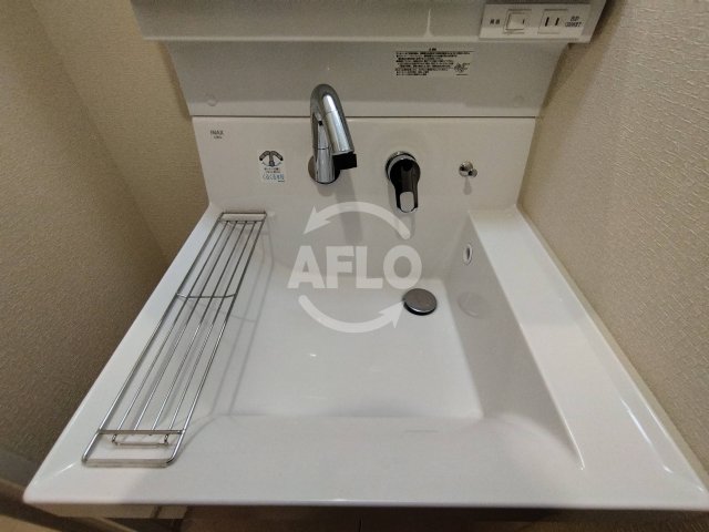 洗面設備　グランデ元町　洗面台