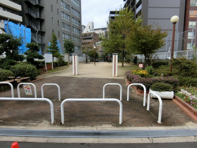 公園　西天満どんぐり公園（公園）まで828m