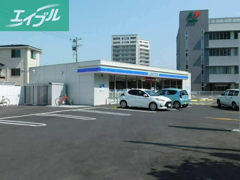 コンビニ　ローソン清心町店（コンビニ）まで61m