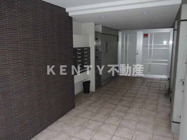 エントランス　建物の内部です