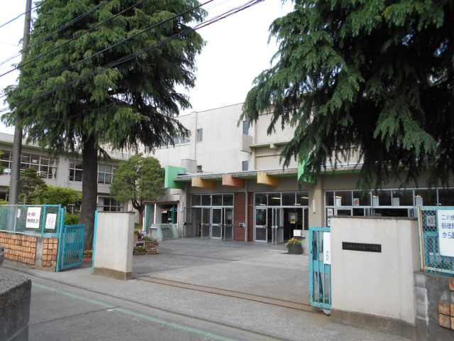 小学校　小平第一小学校（小学校）まで1000m
