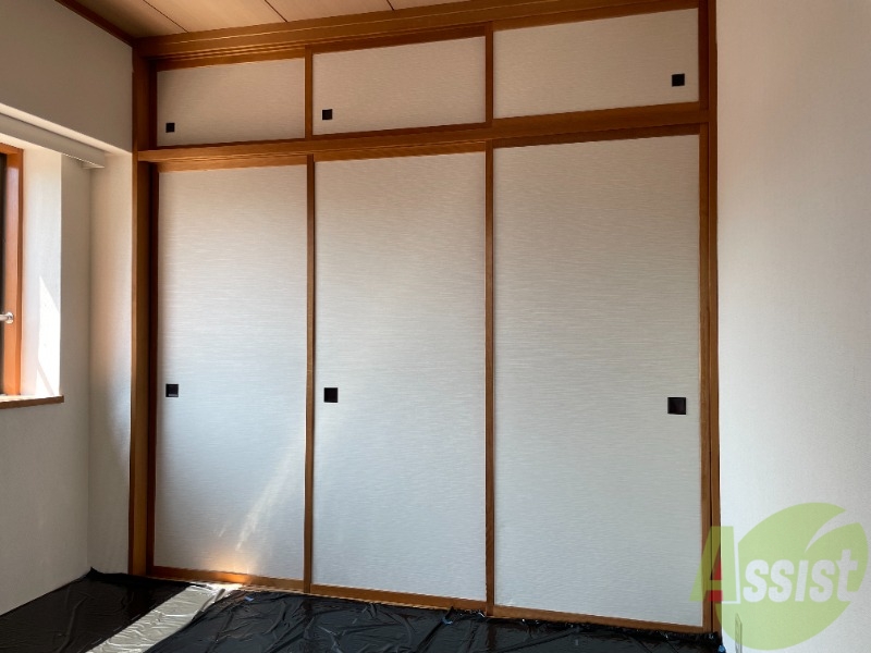 収納　押し入れタイプは奥行きがしっかりあって沢山収納できますね～