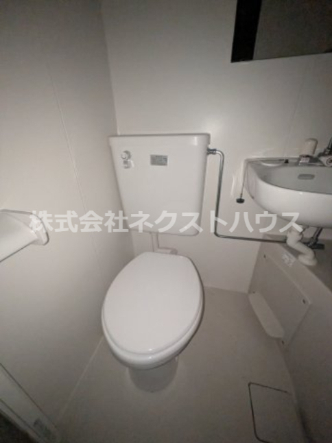 トイレ　別部屋参考写真です