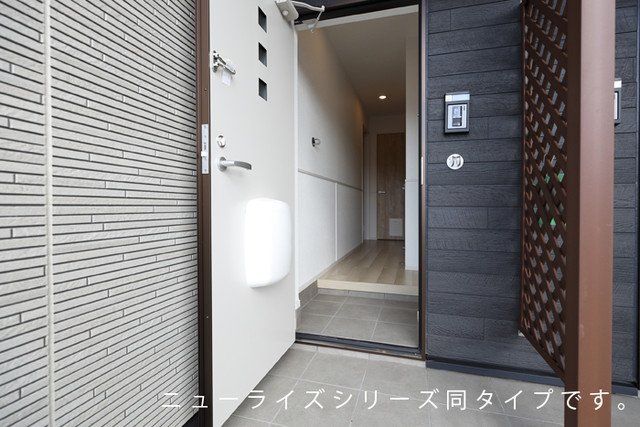 玄関　★お部屋探しは株式会社タウンハウジング東京まで★