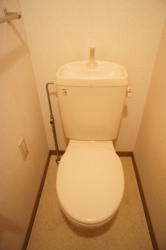 トイレ　図面と現状に相違がある場合には現状を優先