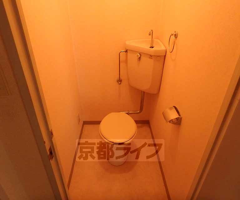 トイレ　こまめに掃除も忘れずに