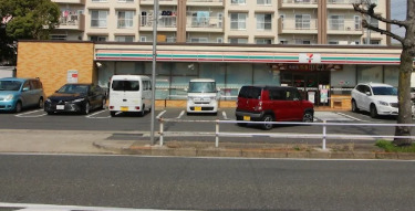 コンビニ　セブンイレブン 名古屋社口1丁目店（コンビニ）まで353m