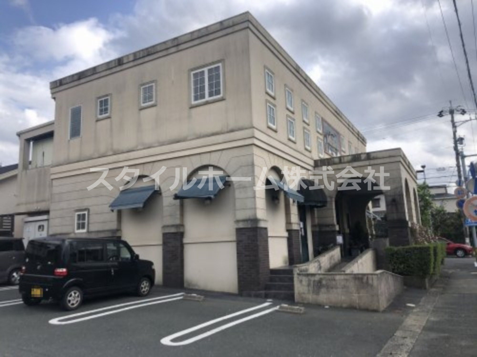 飲食店　西洋菓子Mirliton(ミルリトン) 中浜町本店（飲食店）まで296m