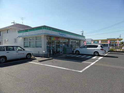 コンビニ　ファミリーマート 刈谷一ツ木町店（コンビニ）まで195m