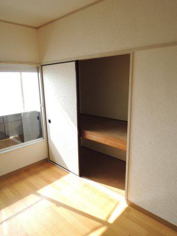 収納　押入れタイプ【カツザワコーポA】