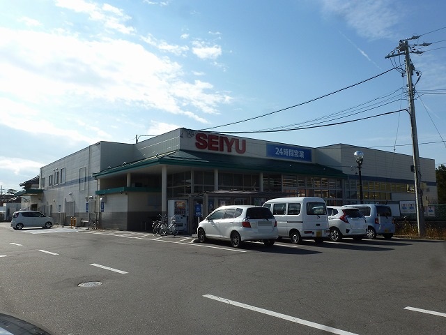 スーパー　西友 高田店（スーパー）まで694m
