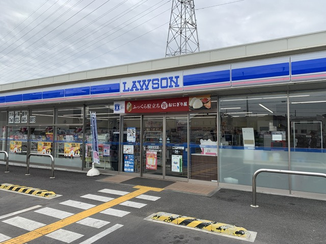 コンビニ　ローソン岸和田尾生町五丁目店（コンビニ）まで150m