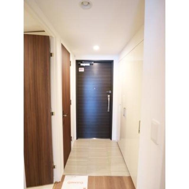 玄関　※写真は同タイプ住戸です。
