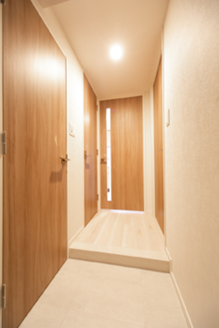 玄関　※写真は同タイプ住戸です。