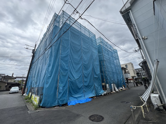 建物外観　～頑張って建築中～