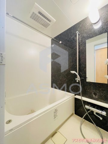 バス・シャワールーム　同マンション別部屋　参考写真