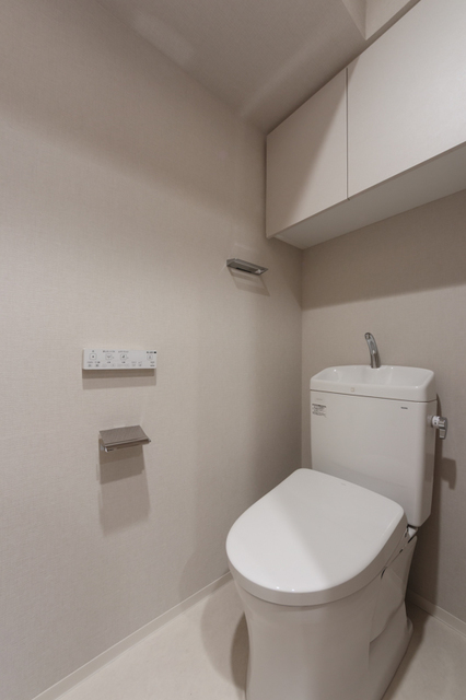 トイレ　※写真は同タイプ住戸です。