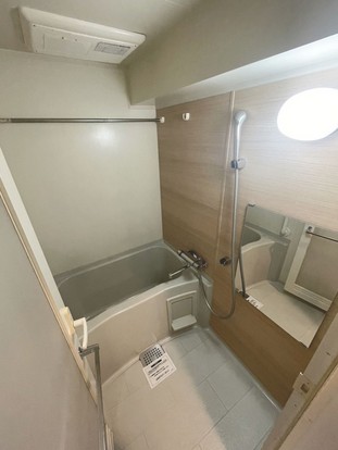 バス・シャワールーム　※別部屋の参考写真です。