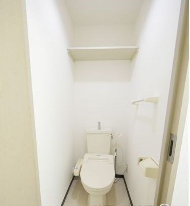トイレ　別号室参考写真