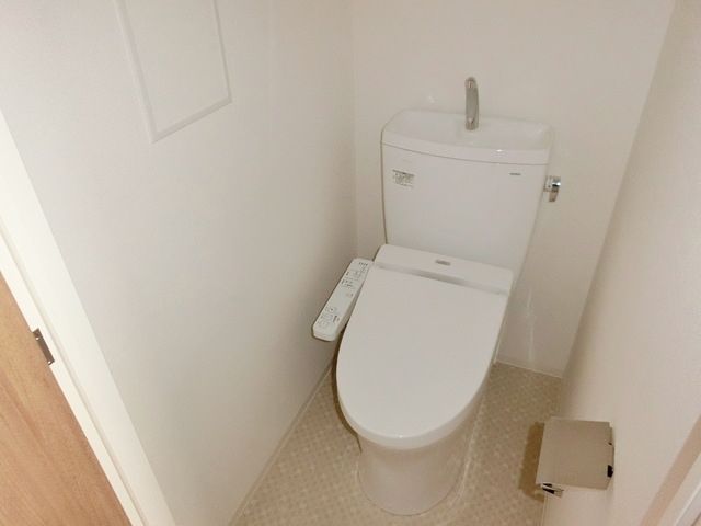 トイレ　※別部屋参考写真※