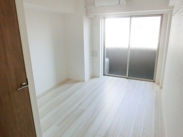 居室・リビング　※別部屋参考写真※