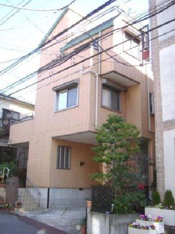 建物外観　イースト・ガーデン