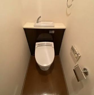 トイレ　コンパクトで使いやすいトイレです