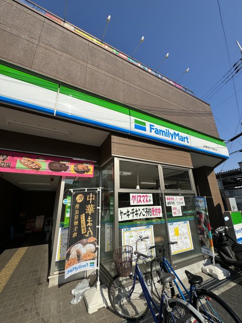 コンビニ　ファミリーマート　ＪＲ東加古川駅前店（コンビニ）まで399m