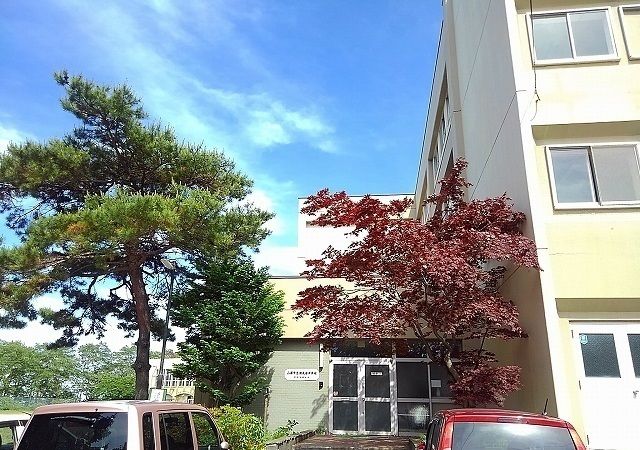 中学校　潮見台中学校（中学校）まで670m